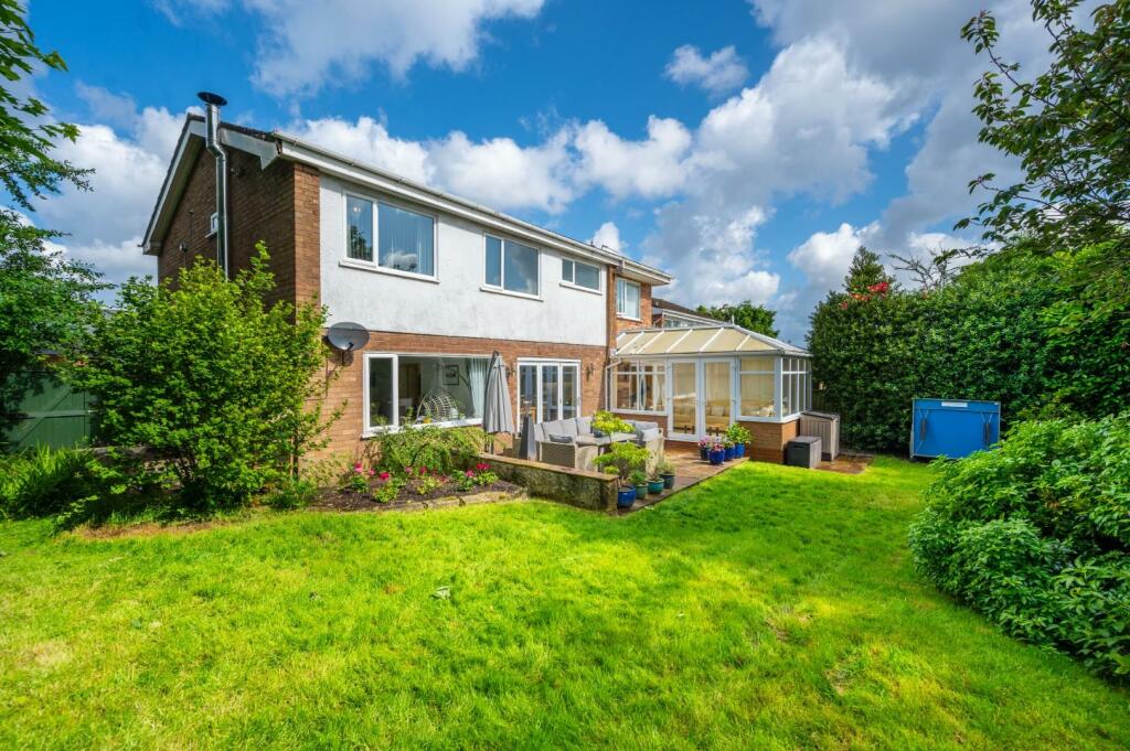 4 bedroom detached house for sale in Oakdene Court, Rainhill, Prescot, L35