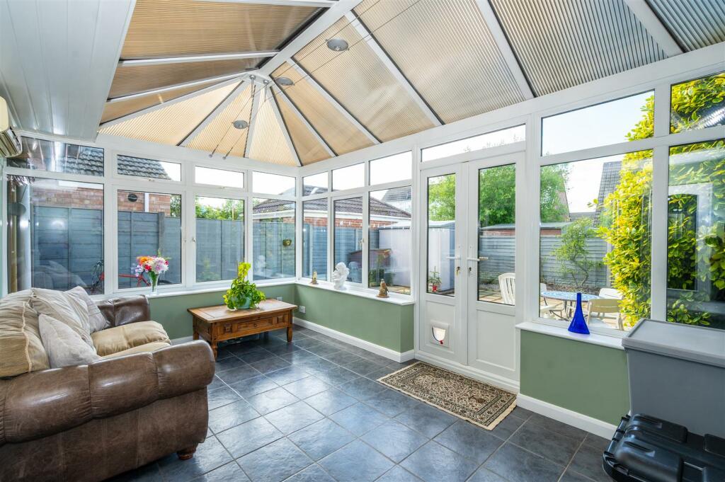 3 bedroom semidetached house for sale in News Lane, Rainford, St