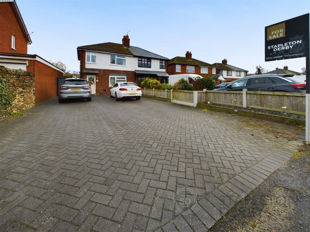 3 bedroom semi-detached house