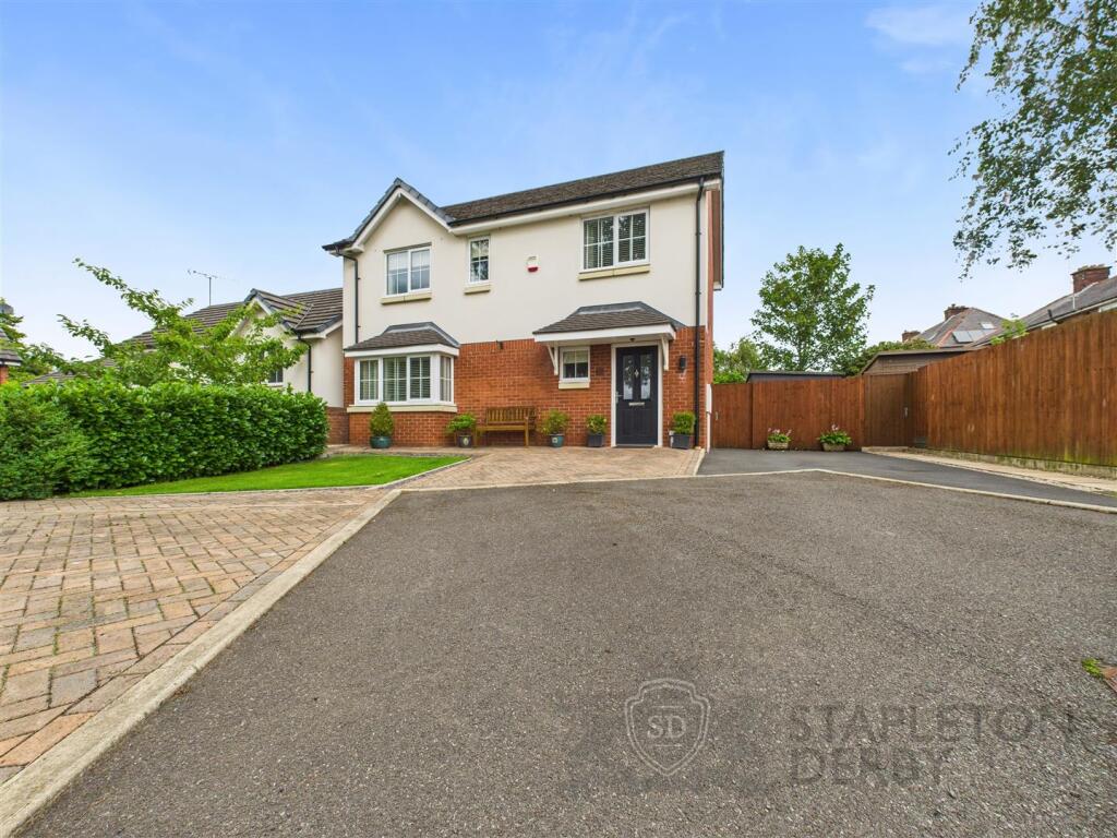 Main image of property: Oakwood Gardens, St. Helens