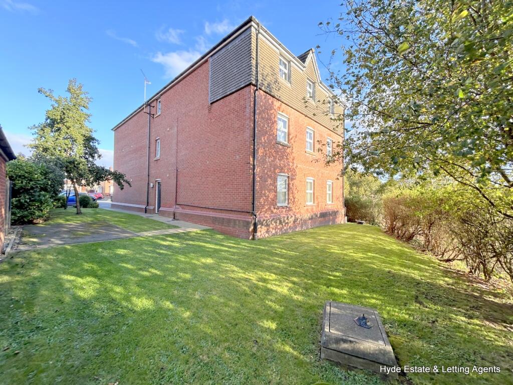Additional property image - Britain Street, Bury, Greater Manchester, BL9 9PD