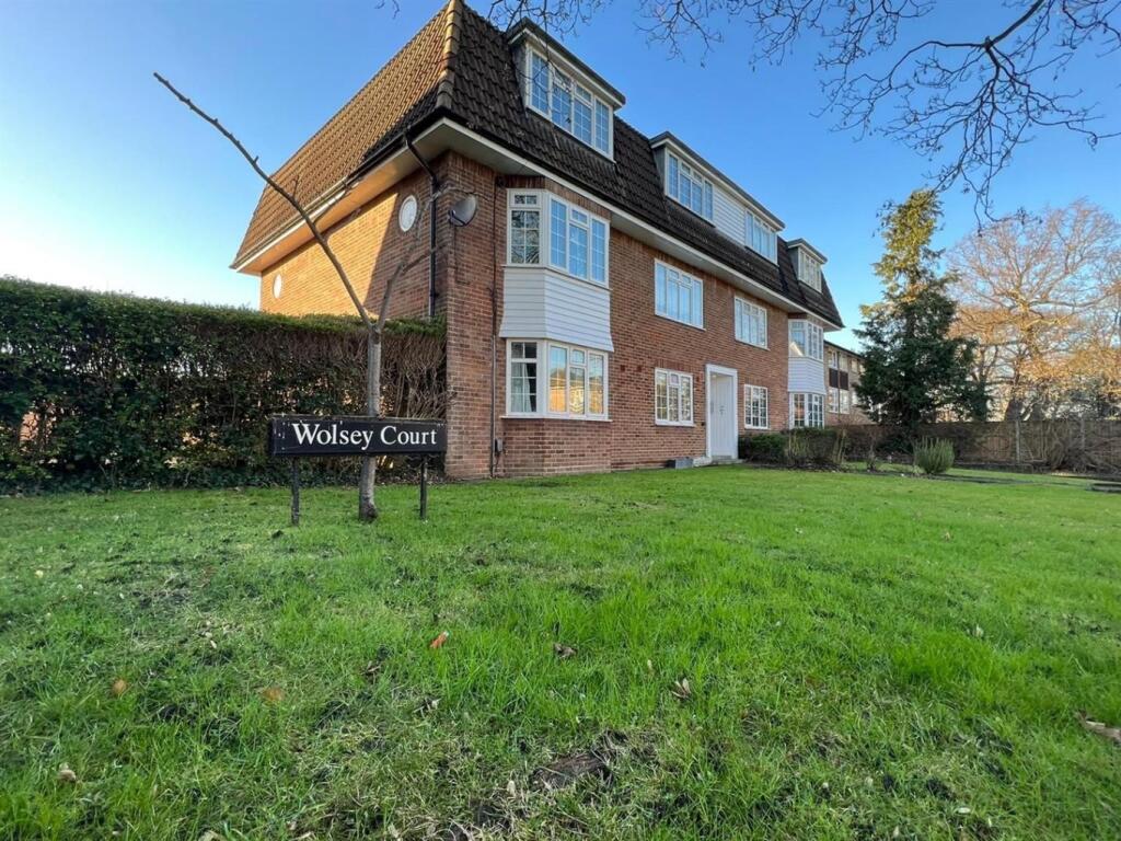 Main image of property: London Road