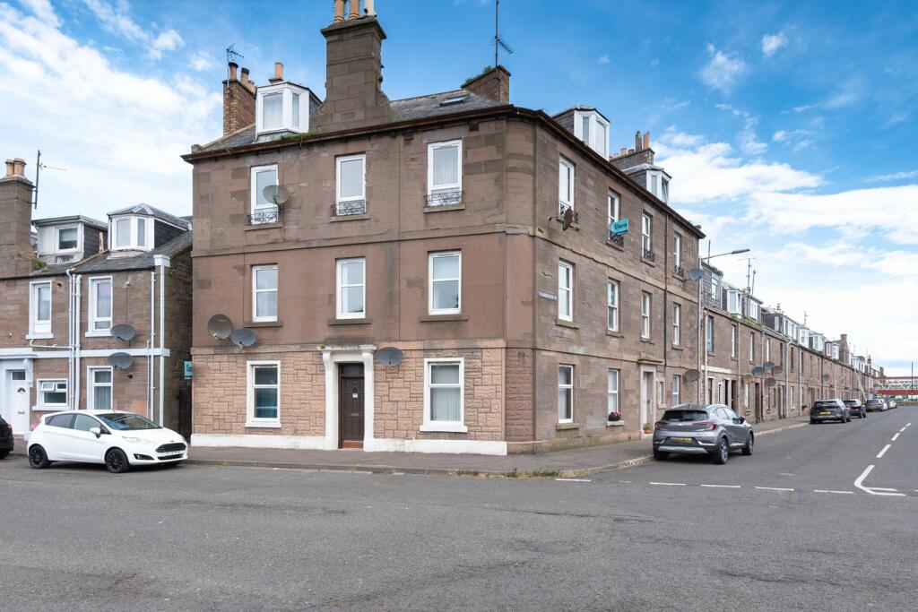Additional property image - Railway Place, Montrose, DD10