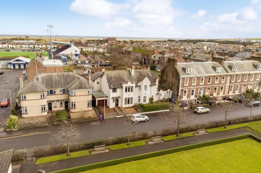 Additional property image - Union Place, Montrose, DD10