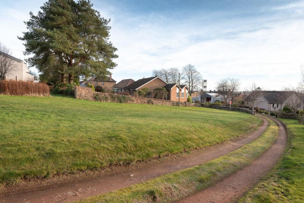 Additional property image - Kirkton Bank, 5 Park Place, Kirriemuir, DD8