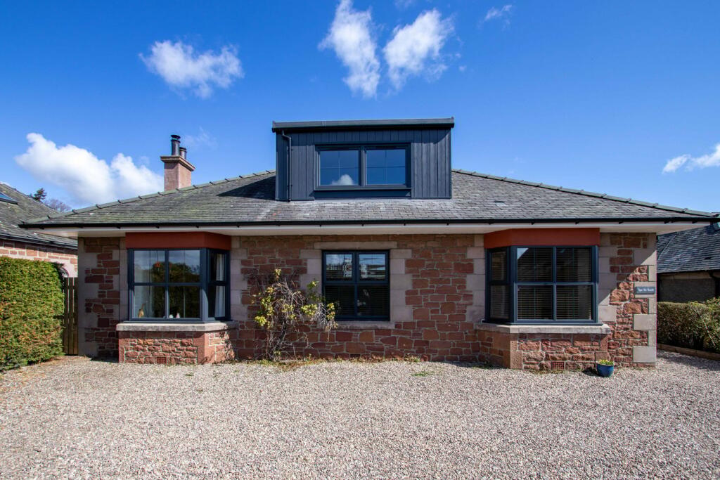 Main image of property: Glengate, Kirriemuir, DD8