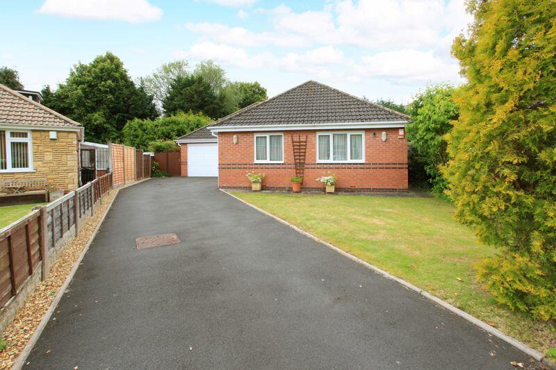 3 bedroom detached bungalow for sale in Brooklands Avenue, Shifnal, TF11