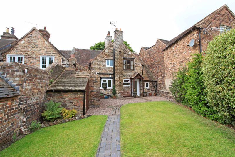 4 bedroom property for sale in Church Street, Broseley, TF12