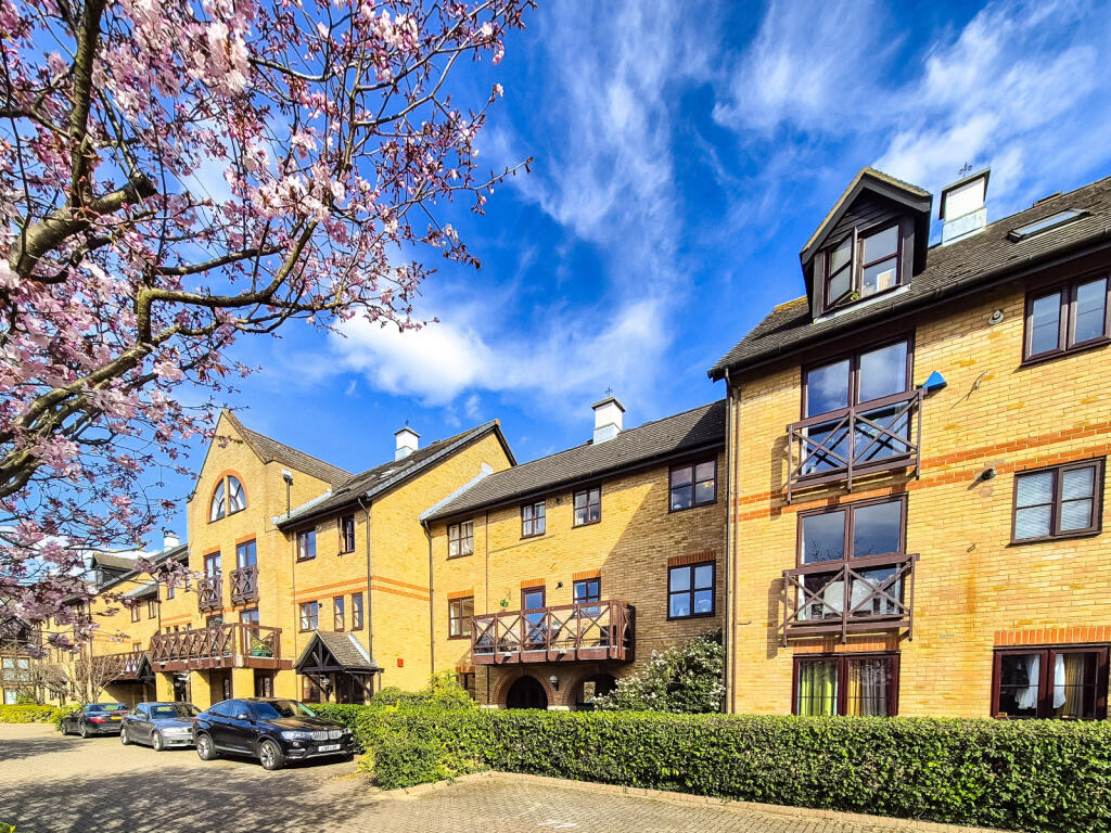 Main image of property: Lawrence Moorings, Sheering Mill Lane, Sawbridgeworth, Essex, CM21