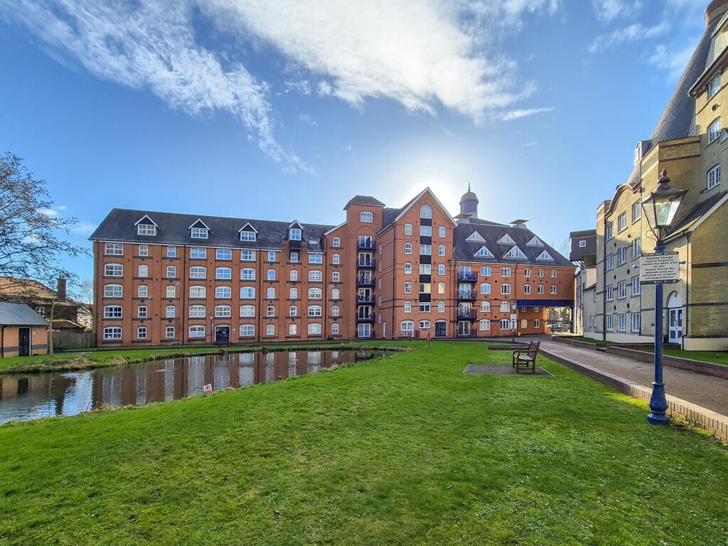 Main image of property: Waterside Place, Sheering Lower Road, Sawbridgeworth, Essex, CM21