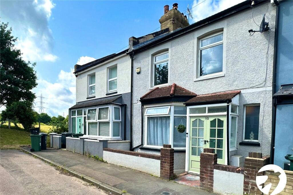 2 bedroom terraced house for sale in Oak Road, Greenhithe, Kent, DA9