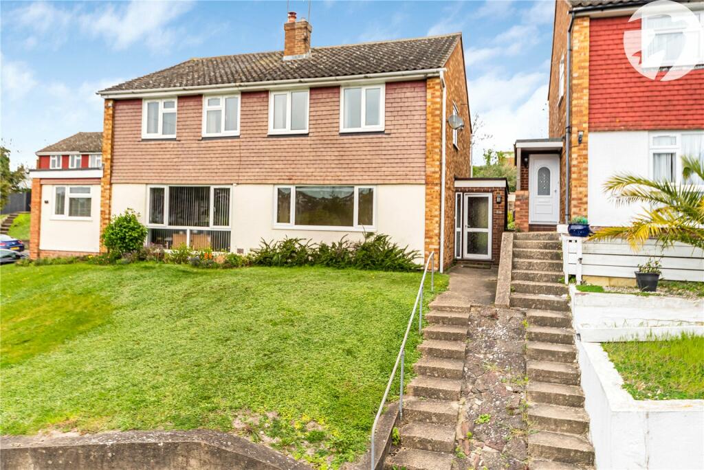 3 bedroom semidetached house for sale in Riverview Road, Greenhithe