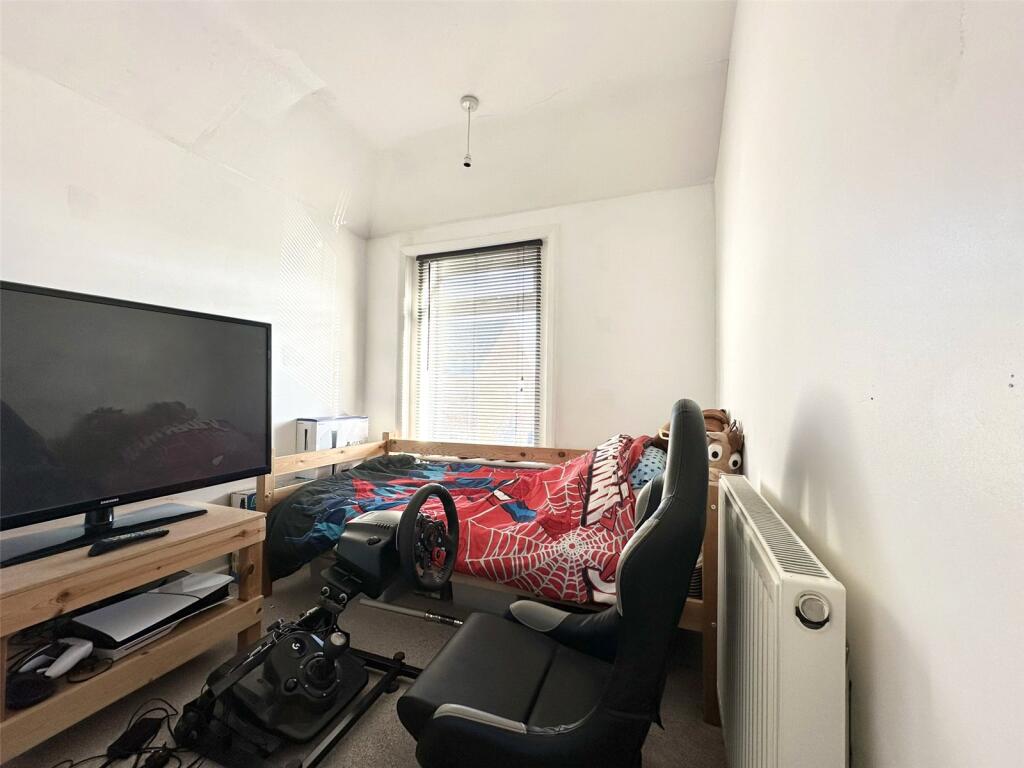 Additional property image - Knockhall Road, Greenhithe, Kent, DA9