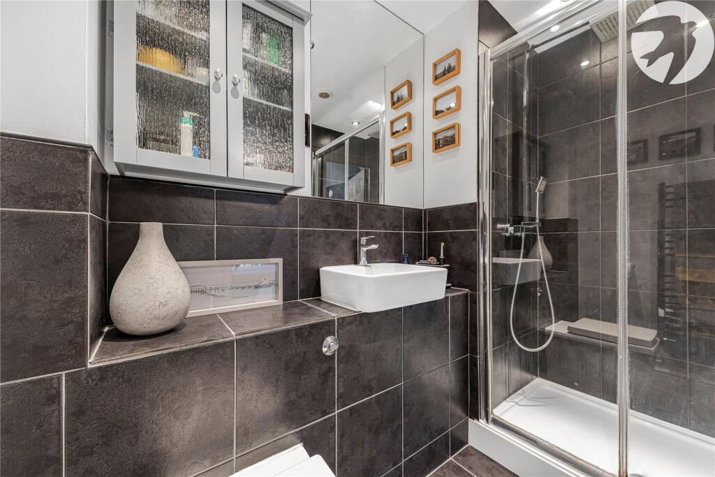 Additional property image - Ingress Park Avenue, Greenhithe, Kent, DA9