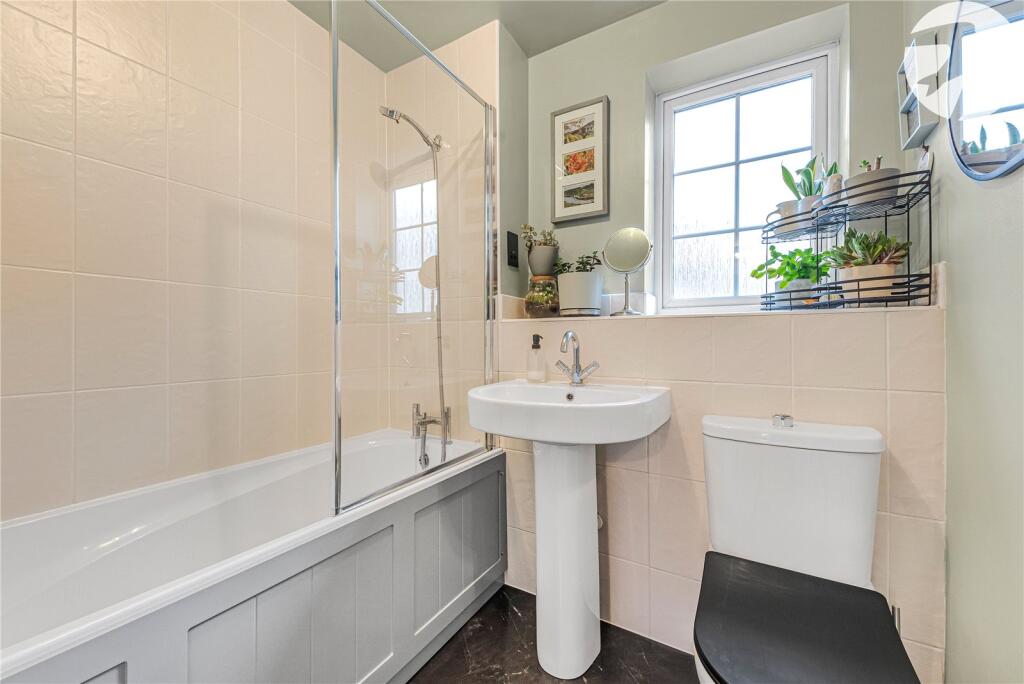 Additional property image - Ingress Park Avenue, Greenhithe, Kent, DA9