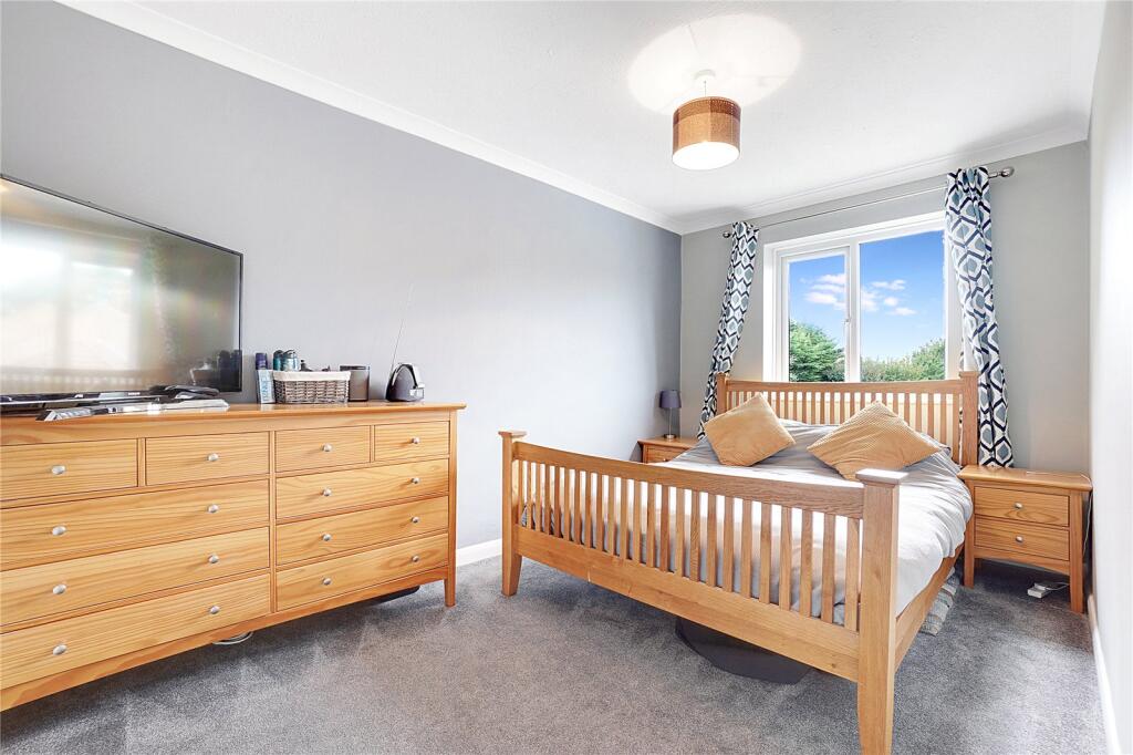 Additional property image - Western Cross Close, Greenhithe, Kent, DA9