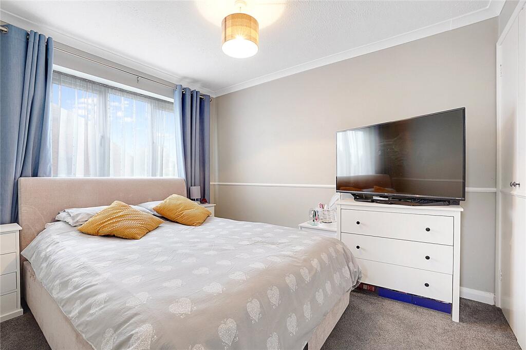 Additional property image - Western Cross Close, Greenhithe, Kent, DA9