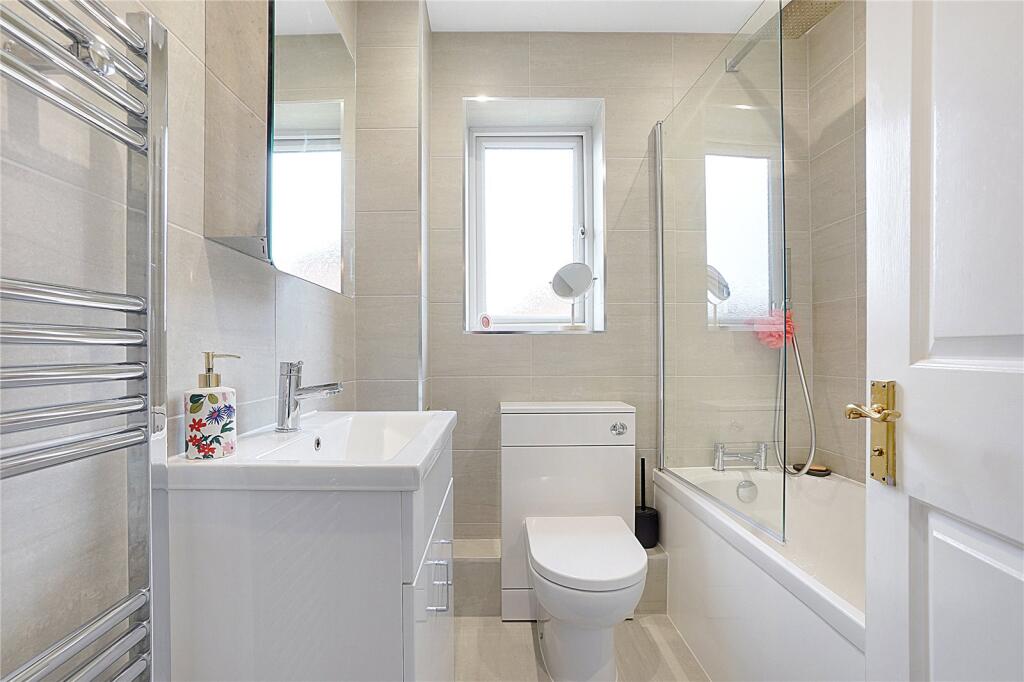 Additional property image - Western Cross Close, Greenhithe, Kent, DA9