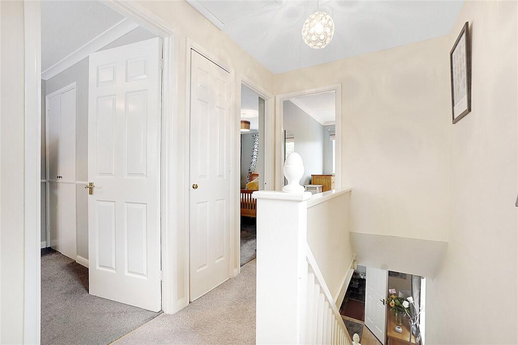 Additional property image - Western Cross Close, Greenhithe, Kent, DA9