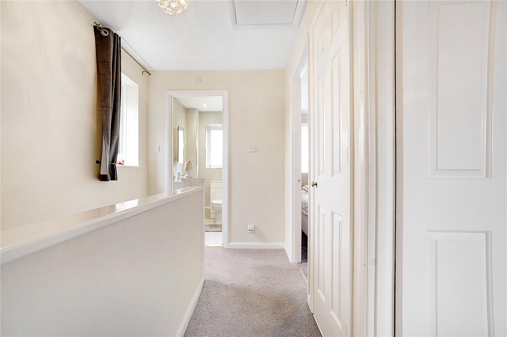 Additional property image - Western Cross Close, Greenhithe, Kent, DA9
