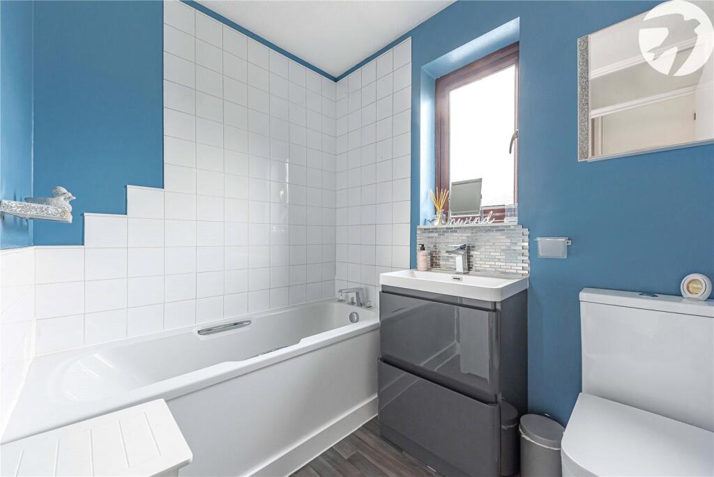 Additional property image - Sayer Close, Greenhithe, Kent, DA9