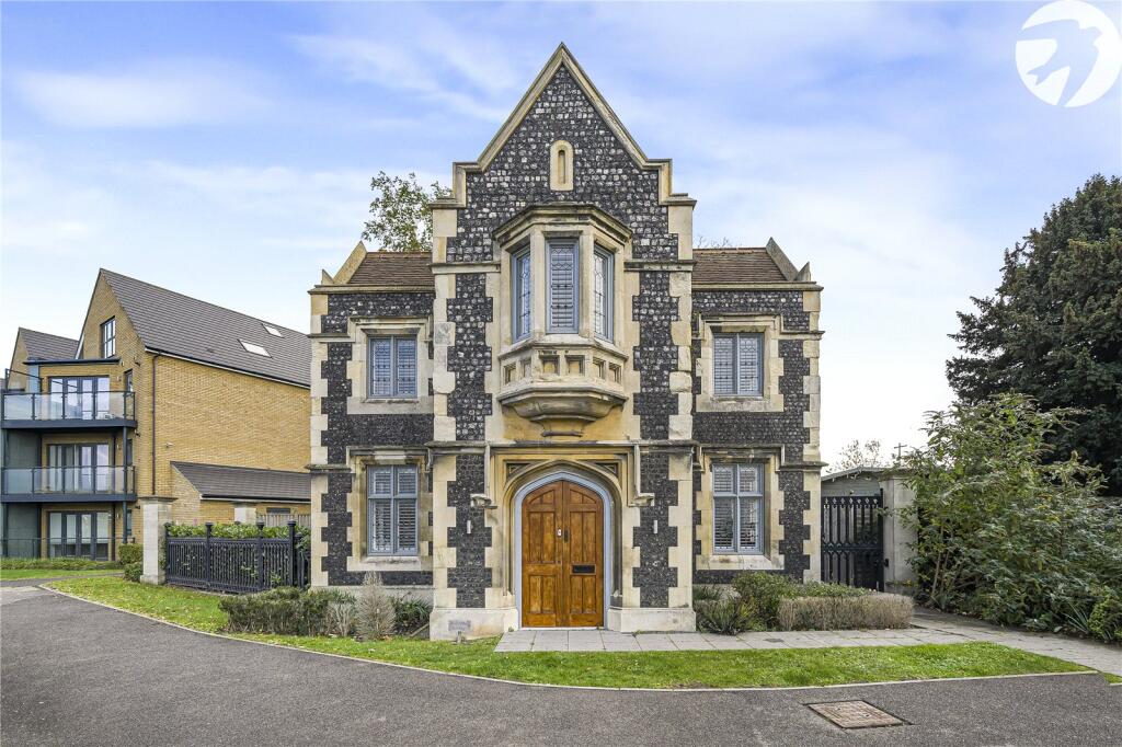 Main image of property: The Avenue, Greenhithe, Kent, DA9