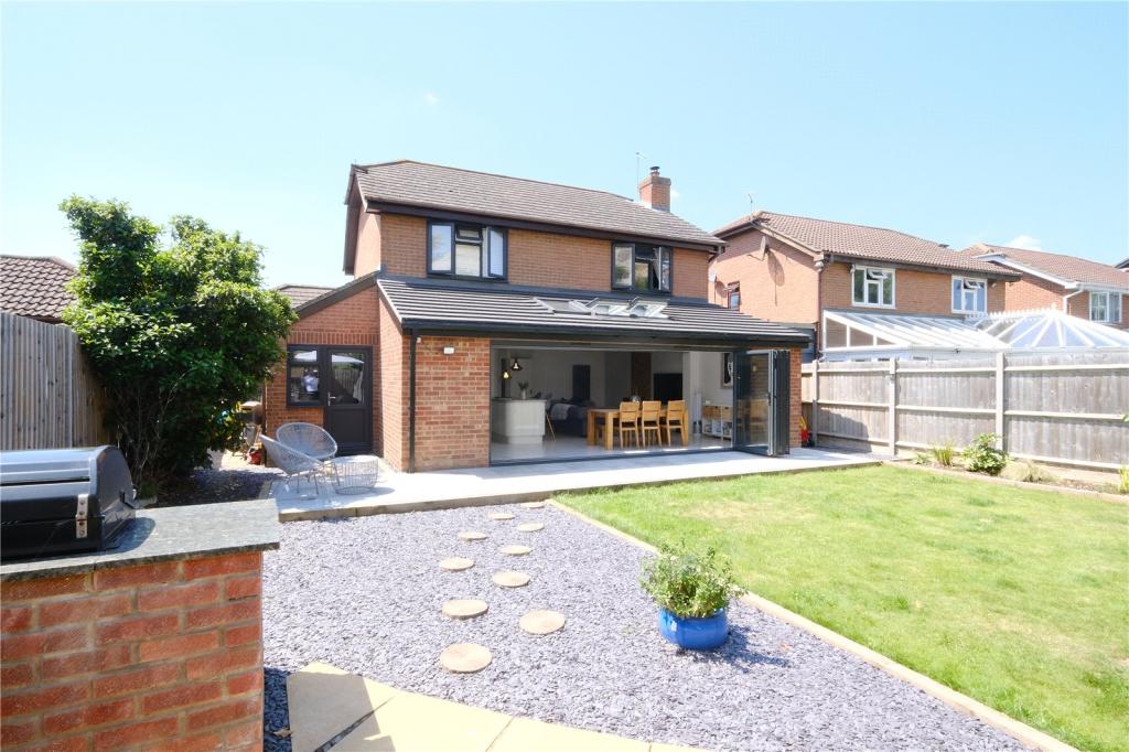 4 bedroom detached house for sale in Eagles Road, Greenhithe, Kent, DA9