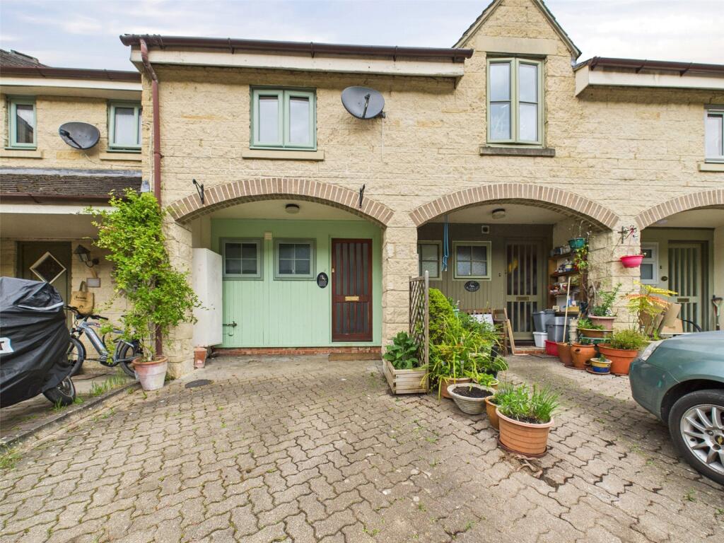 Main image of property: Belvedere Mews, Chalford, Stroud, Gloucestershire, GL6