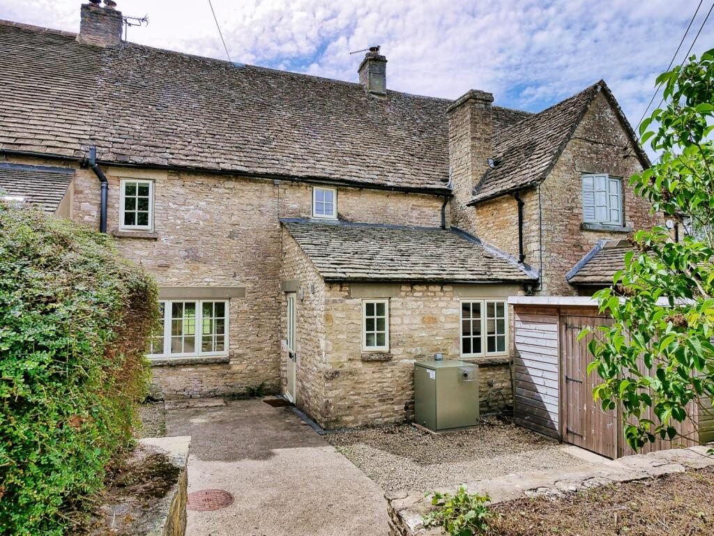 Main image of property: Avening Lane, Cherington