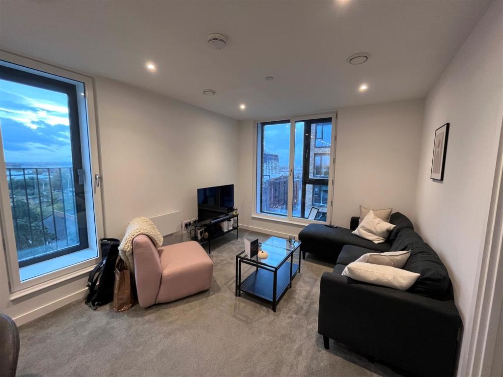 2 bedroom apartment for sale in 4 Wharf End, Trafford Park, Manchester, M17