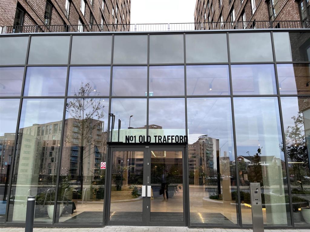 2 bedroom apartment for sale in 4 Wharf End, Trafford Park, Manchester, M17