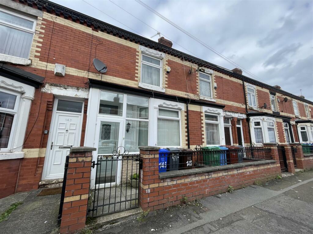 2 bedroom terraced house for sale in Craig Road, Gorton, Manchester, M18