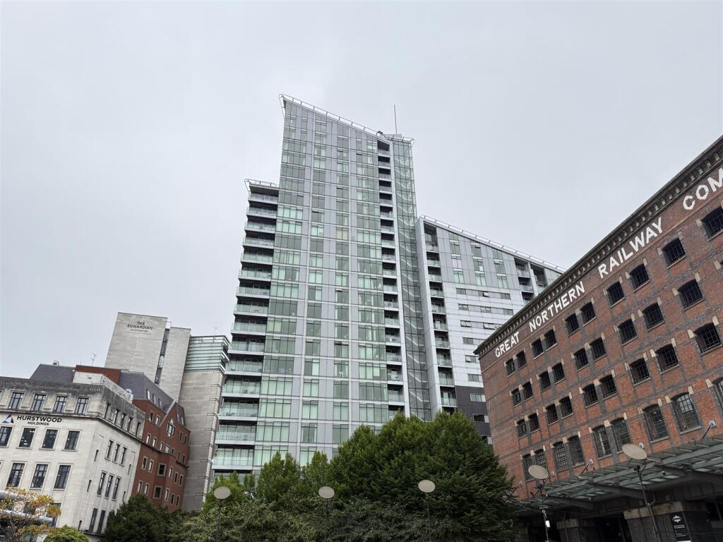 Main image of property: Great Northern Tower, 1 Watson Street Block B, Great Northern Square