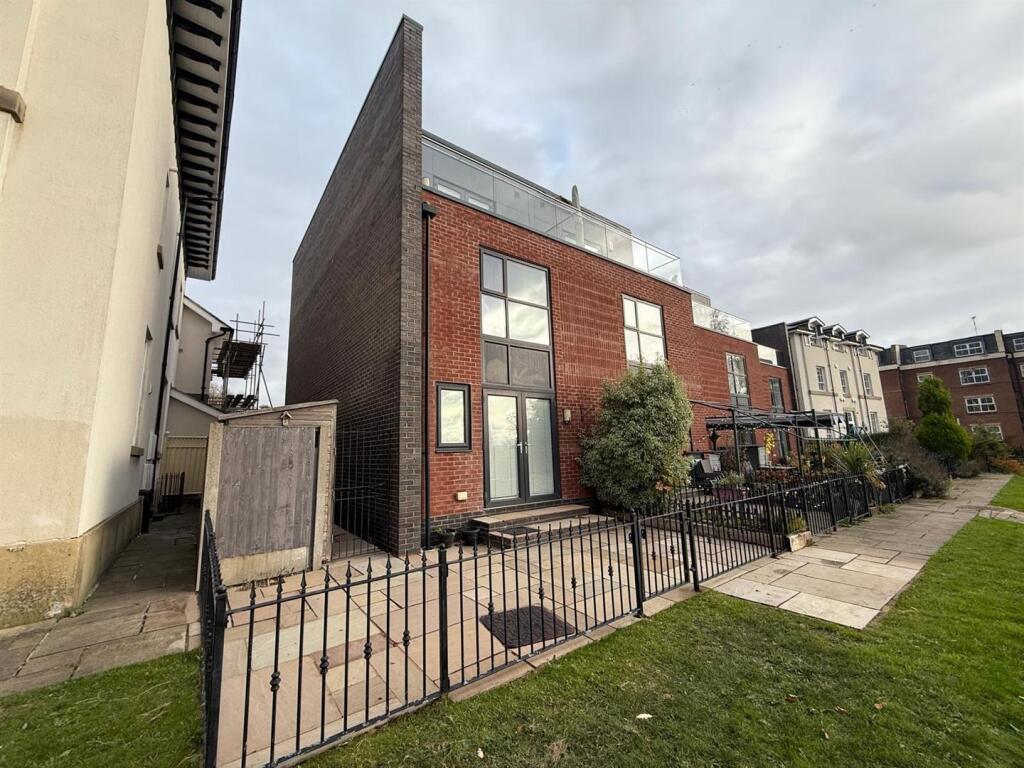 Main image of property: Great Clowes Street, Salford