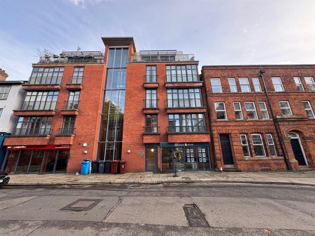 Main image of property: West Point Apts, 5 Duke Street, Castlefield