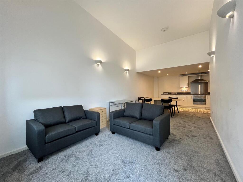 Main image of property: The Citadel, 6 Ludgate Hill, Manchester