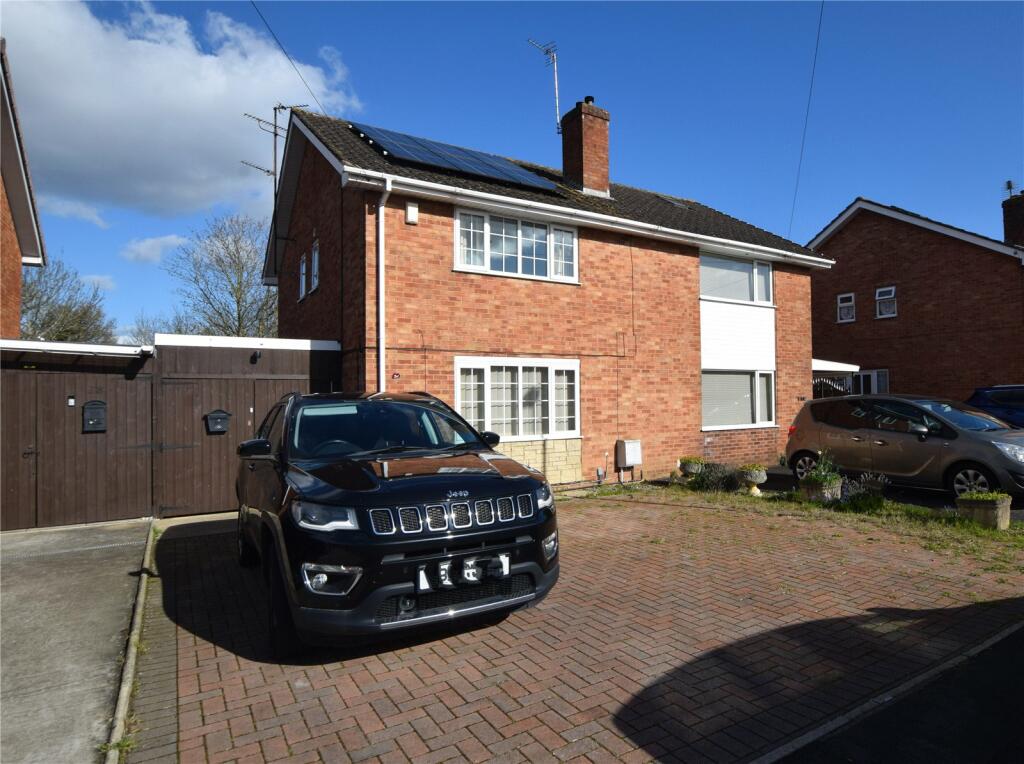 3 bedroom semi-detached house for sale in Stirling Way, Tuffley, Gloucester, Gloucestershire, GL4