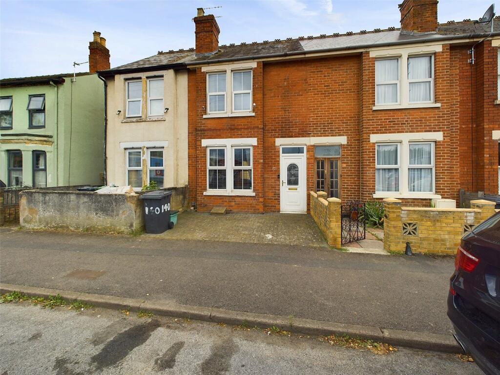 2 bedroom terraced house for sale in Linden Road, Gloucester