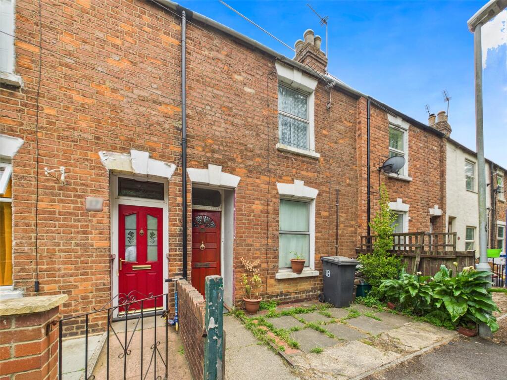 Main image of property: Matson Place, Gloucester, Gloucestershire, GL1