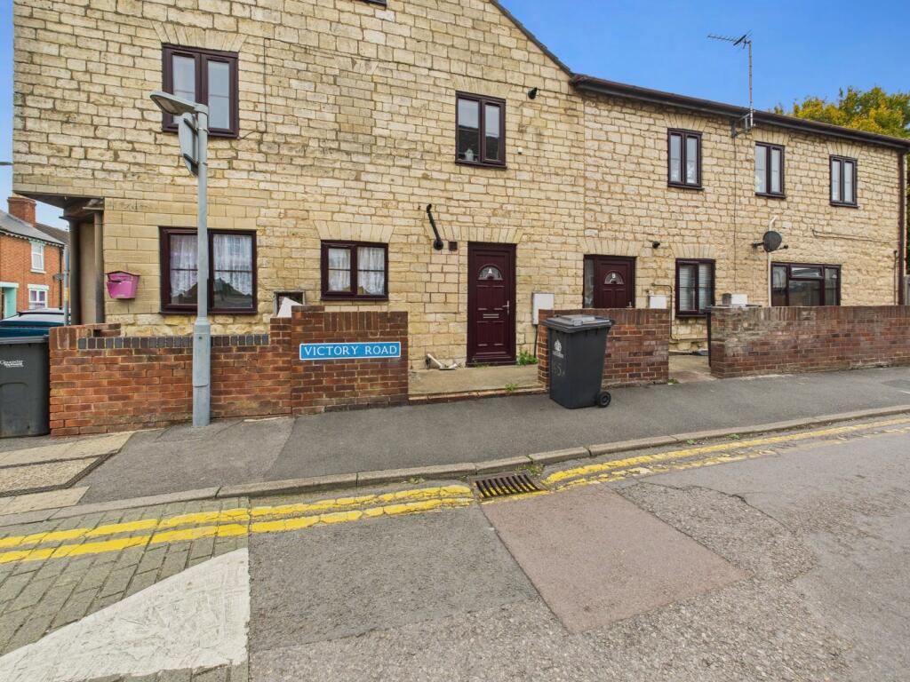 Main image of property: High Street, Gloucester, Gloucestershire, GL1