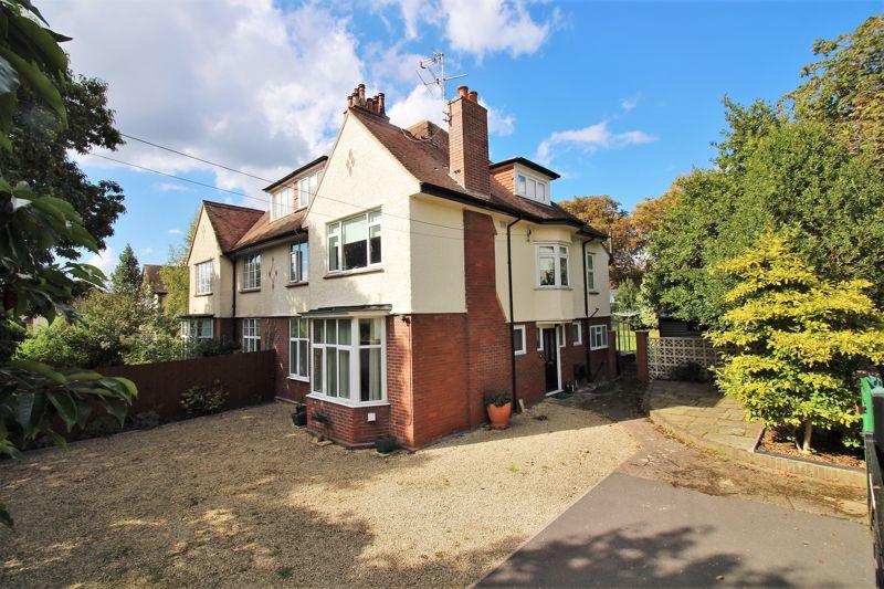 4 bedroom semidetached house for sale in Crewkerne Road, Chard