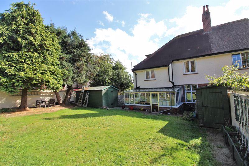 4 bedroom semidetached house for sale in Crewkerne Road, Chard, TA20