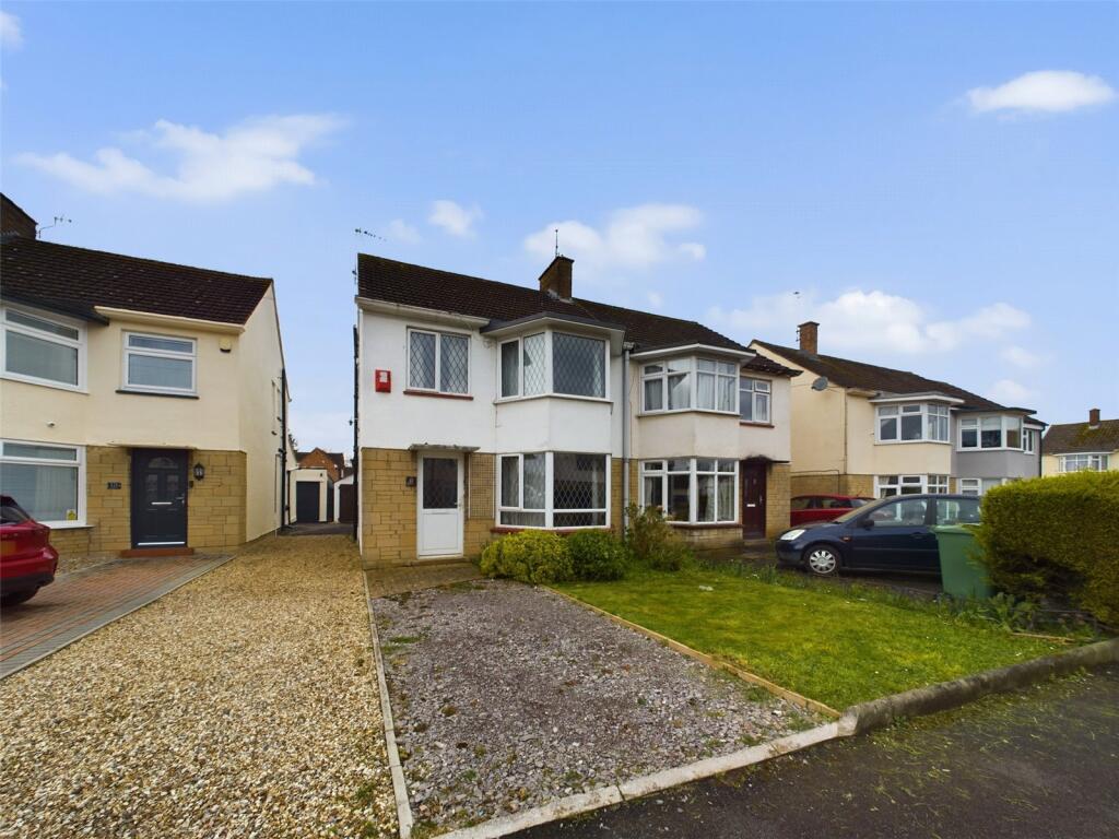 3 bedroom semidetached house for sale in Beechcroft Road, Longlevens