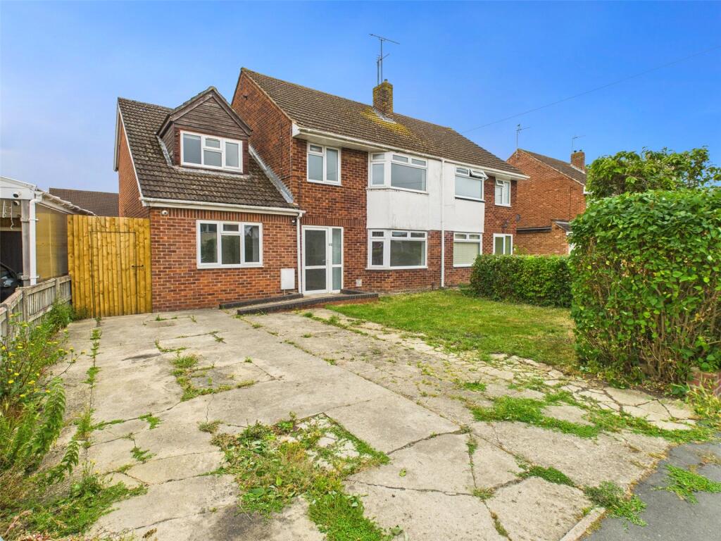 Main image of property: Paygrove Lane, Longlevens, Gloucester, Gloucestershire, GL2