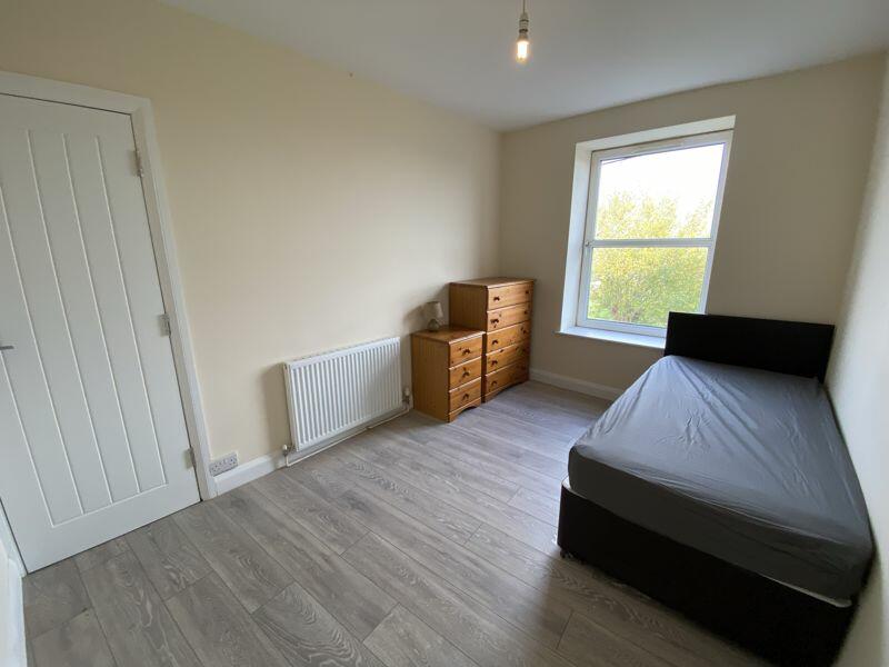 Main image of property: Vale Road, Mansfield