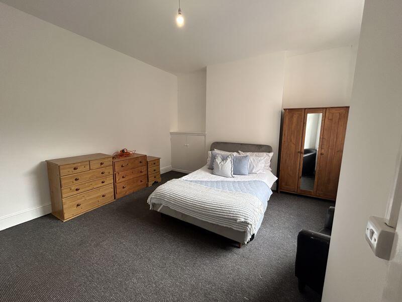 Main image of property: Commercial Gate, Mansfield