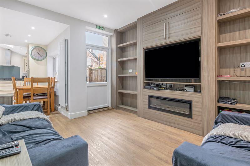 Main image of property: Kimbolton Avenue, Nottingham, £160 per person per week