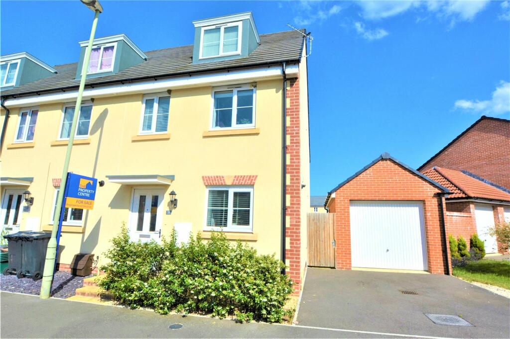 3 bedroom end of terrace house for sale in St. Mawgan Street Kingsway