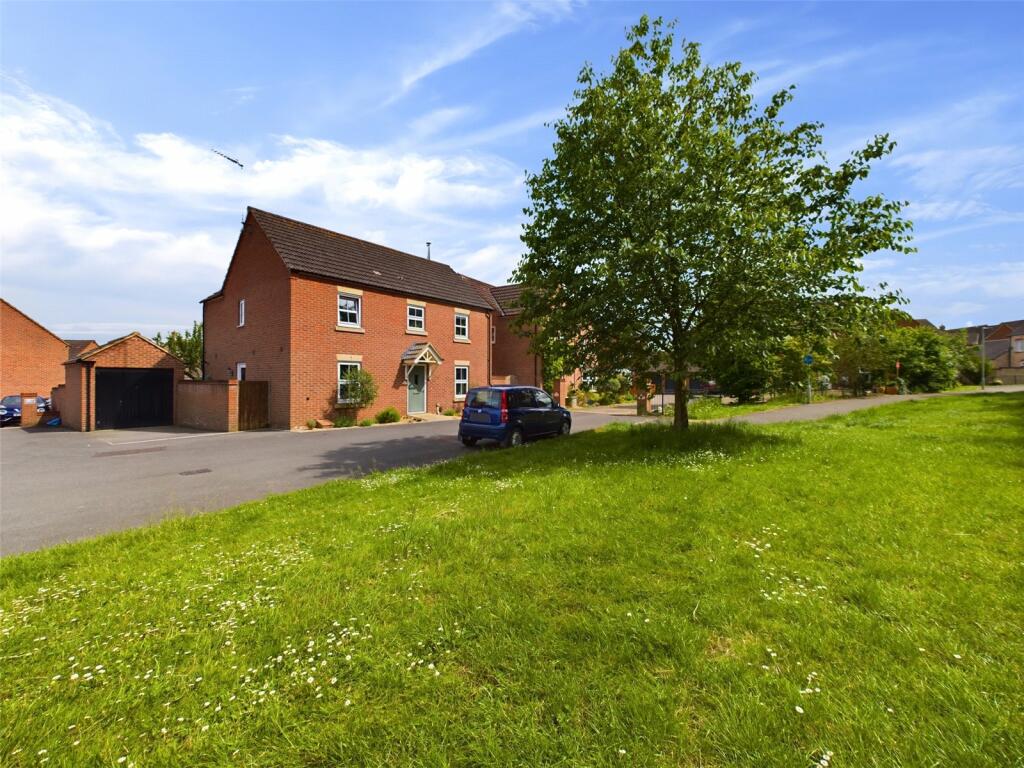 4 bedroom detached house for sale in Marham Drive Kingsway, Quedgeley