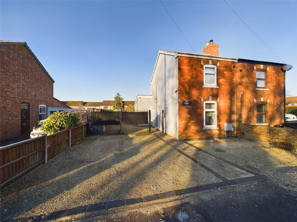Main image of property: Bristol Road, Quedgeley, Gloucester, Gloucestershire, GL2